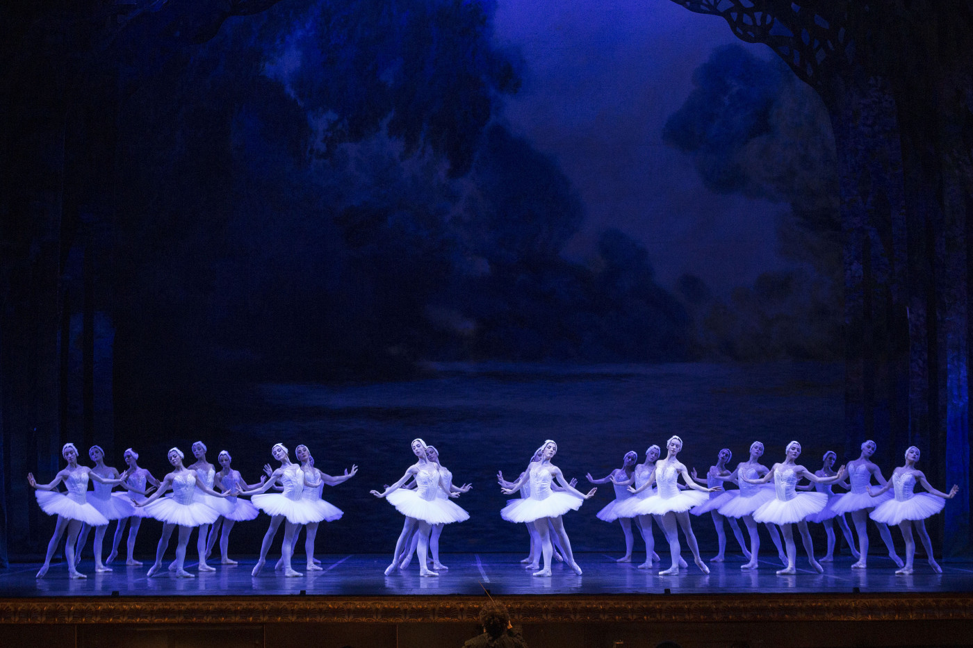 Il Balletto del San Carlo in piazza Plebiscito