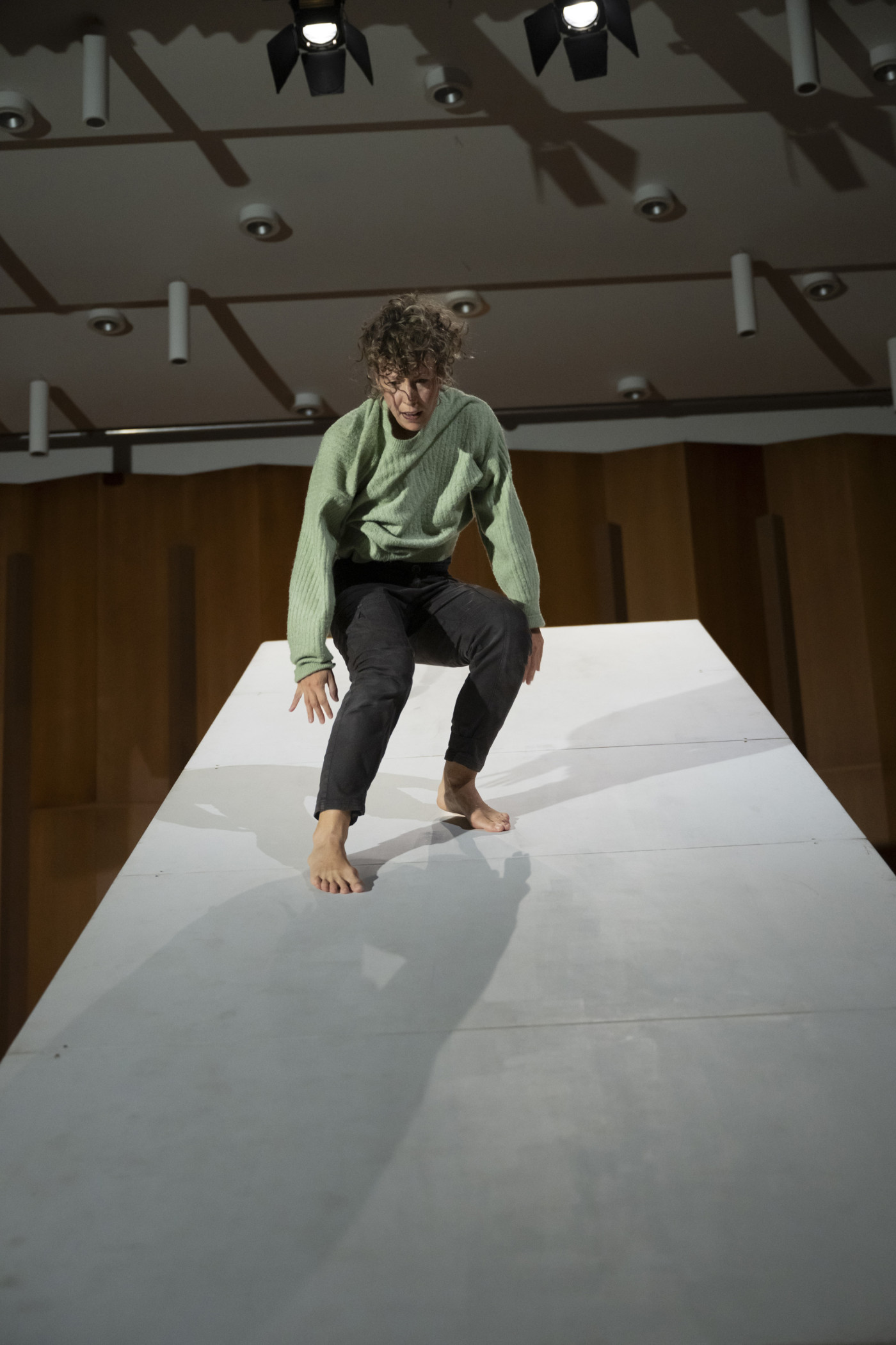 Claudia Catarzi, meditazione sul vuoto e la caduta