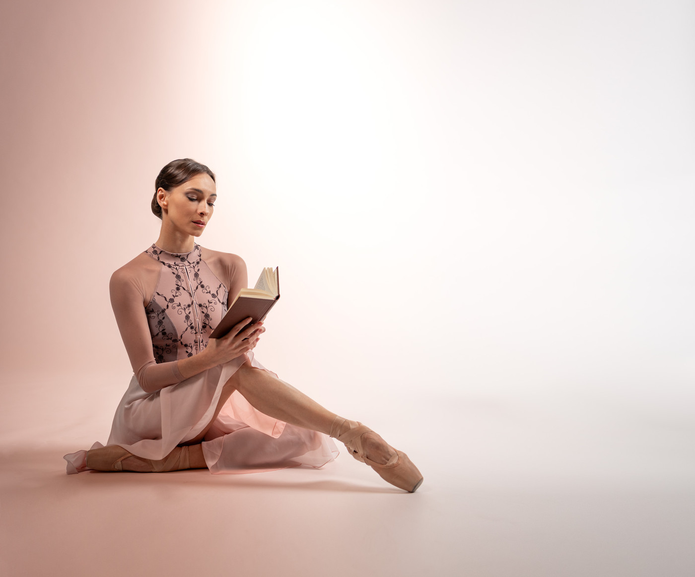 Olga Smirnova for DellaLo’